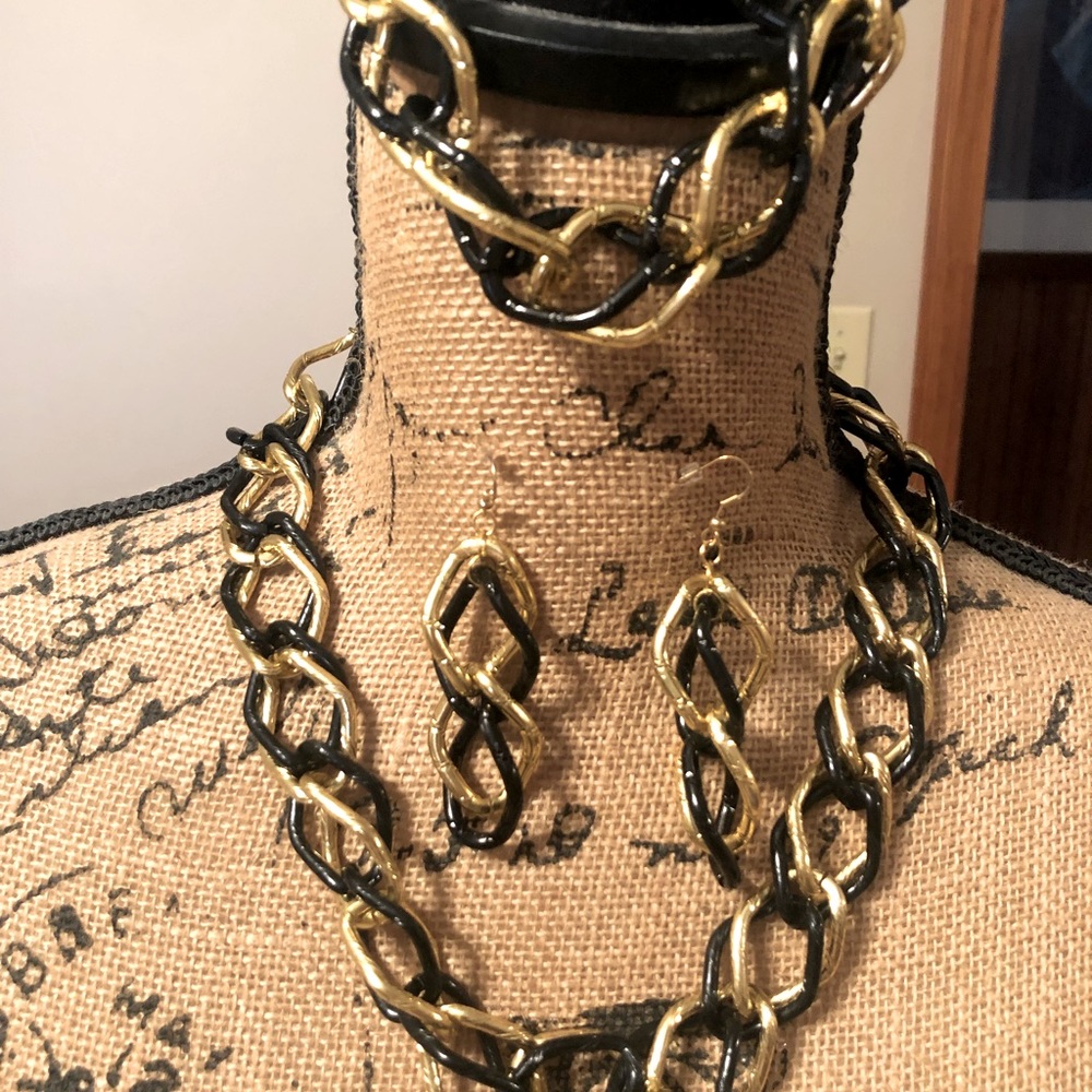 Black and Gold necklace, bracelet, earrings set